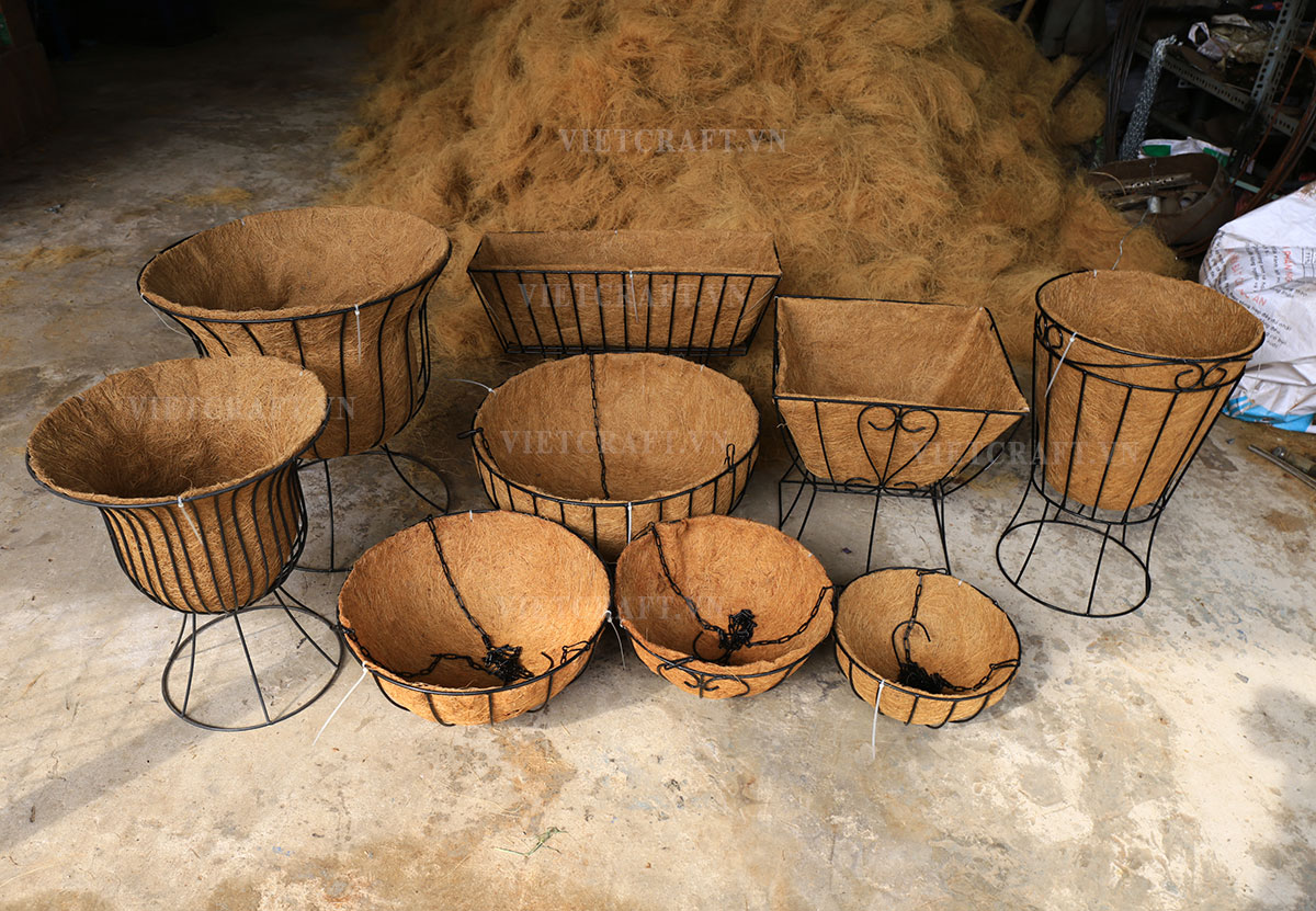 VH7355-coconut fiber hanging pots - Vietnam Handicraft Co., Ltd