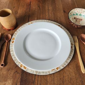 Round Charger Plate Made of Mother of Pearl – from Vietnam Manufacturer - Image 3