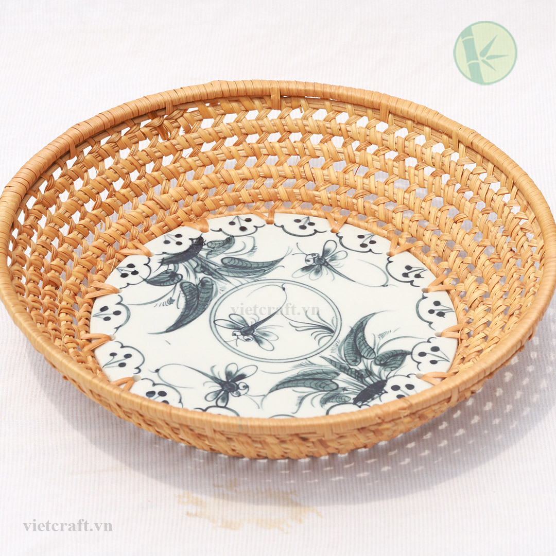 Rattan and ceramic basket made in Vietnam - Image 2