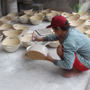 Oval Fruit Bowl made of natural bamboo from Vietnam - Image 3